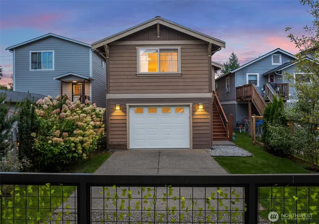 Photo 3 of Single family home for sale at 8336 Silva Ave Se, Snoqualmie, WA 98065 | MLS# NWM2583902 | Listing updated on 2026-09-30