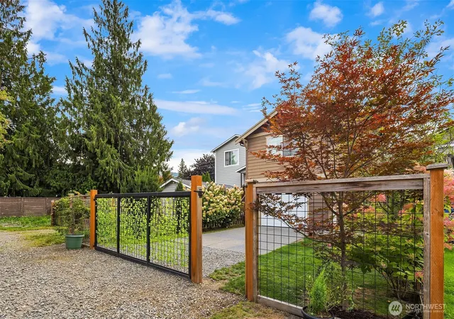 Photo 3 of Single family home for sale at 8336 Silva Ave SE, Snoqualmie, WA 98065 | MLS# NWM2583902 | Listing updated on 2026-09-30