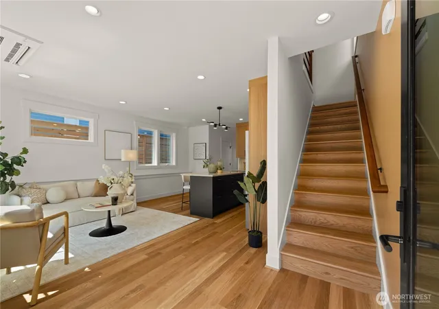 Photo 2 of Sale Pending at 268 Fulton St, Seattle, WA 98109 | MLS# NWM2583931 | Listing updated on 2026-09-24