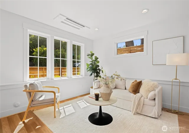 Photo 3 of Sale Pending at 268 Fulton St, Seattle, WA 98109 | MLS# NWM2583931 | Listing updated on 2026-09-24