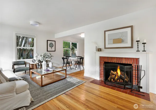 Photo 3 of Single family home for sale at 8044 38th Avenue Ne, Seattle, WA 98115 | MLS# NWM2583935 | Listing updated on 2026-10-09
