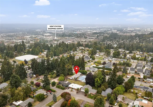 Photo 3 of Multi family home for sale at 602 & 606 Alexander Ave, Kent, WA 98030 | MLS# NWM2583949 | Listing updated on 2026-09-23