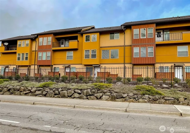 Photo 1 of Townhouse for sale at 12228 Se Petrovitsky Rd #2B, Renton, WA 98058 | MLS# NWM2583950 | Listing updated on 2026-09-26