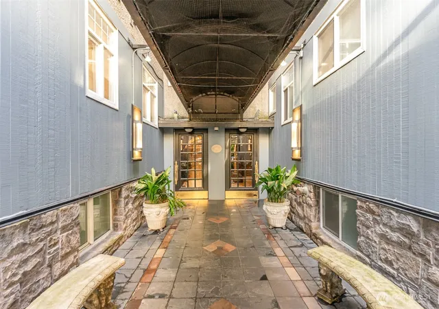 Photo 3 of Condo for sale at 403 Terry Ave #Apt. 2, Seattle, WA 98104 | MLS# NWM2583959 | Listing updated on 2026-09-18