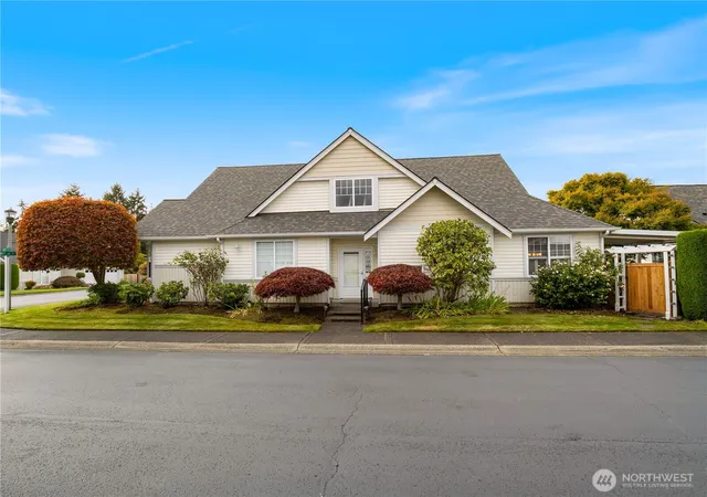 Photo 3 of Single family home for sale at 16927 91st Avenue E, Puyallup, WA 98375 | MLS# NWM2583960 | Listing updated on 2026-09-19