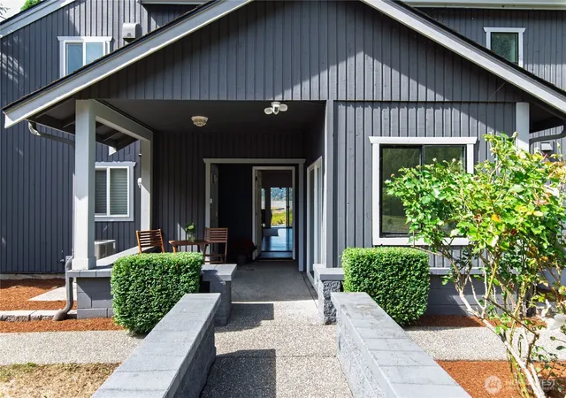 Photo 3 of Single family home for sale at 22581 Ne State Rt 3, Belfair, WA 98528 | MLS# NWM2583963 | Listing updated on 2026-09-28