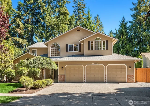 Photo 1 of Single family home for sale at 11323 37th Avenue Se, Everett, WA 98208 | MLS# NWM2583976 | Listing updated on 2026-09-29