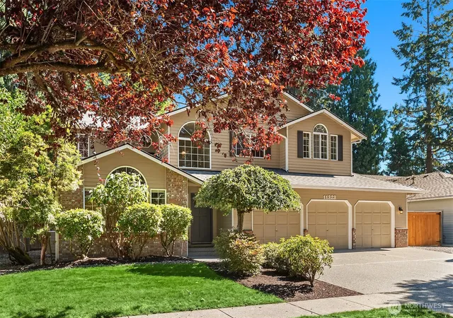 Photo 2 of Single family home for sale at 11323 37th Avenue Se, Everett, WA 98208 | MLS# NWM2583976 | Listing updated on 2026-09-29