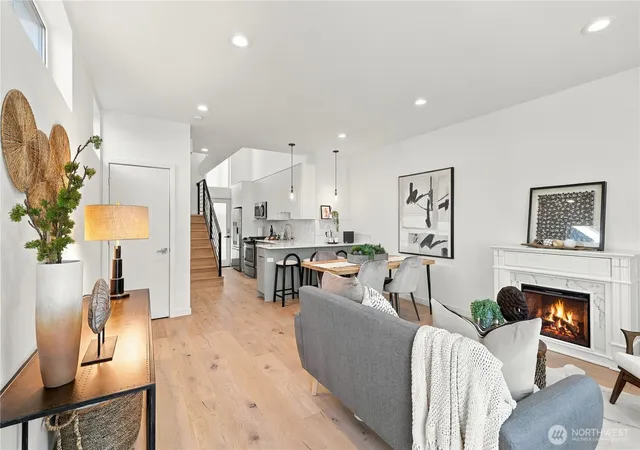 Photo 2 of Townhouse for sale at 4608 Evanston Ave N, Seattle, WA 98103 | MLS# NWM2583978 | Listing updated on 2026-09-30