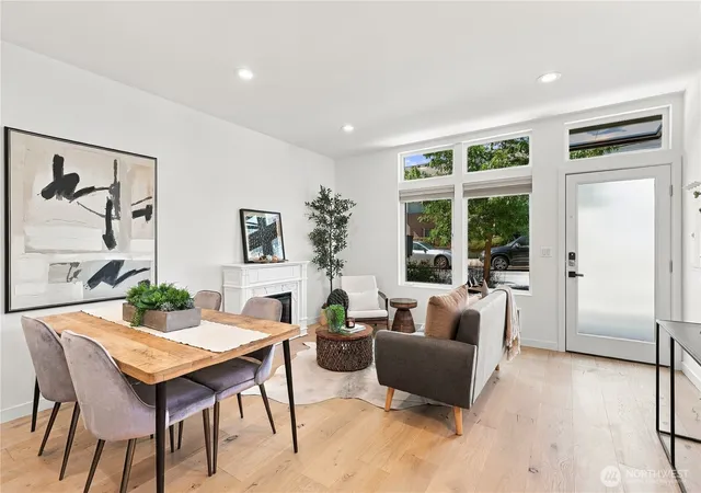 Photo 4 of Townhouse for sale at 4608 Evanston Ave N, Seattle, WA 98103 | MLS# NWM2583978 | Listing updated on 2026-09-30