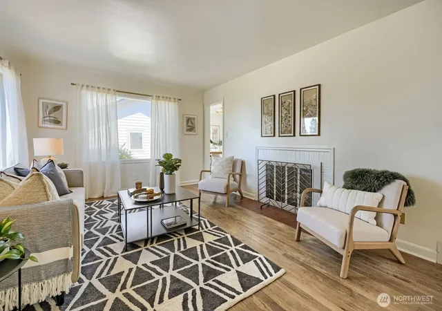 Photo 4 of Single family home for sale at 10808 Lake Ridge Dr S, Seattle, WA 98178 | MLS# NWM2583979 | Listing updated on 2026-09-28