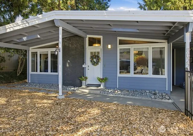 Photo 1 of Single family home for sale at 8022 S 112 Street, Seattle, WA 98178 | MLS# NWM2583981 | Listing updated on 2026-09-26