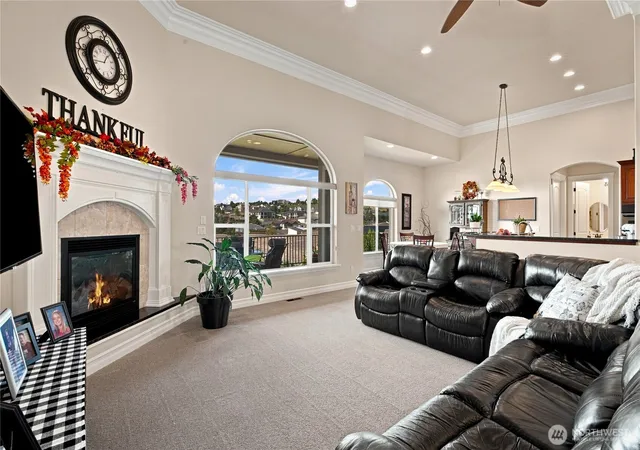 Photo 4 of Single family home for sale at 604 N 72nd Avenue, Yakima, WA 98908 | MLS# NWM2583984 | Listing updated on 2026-09-18