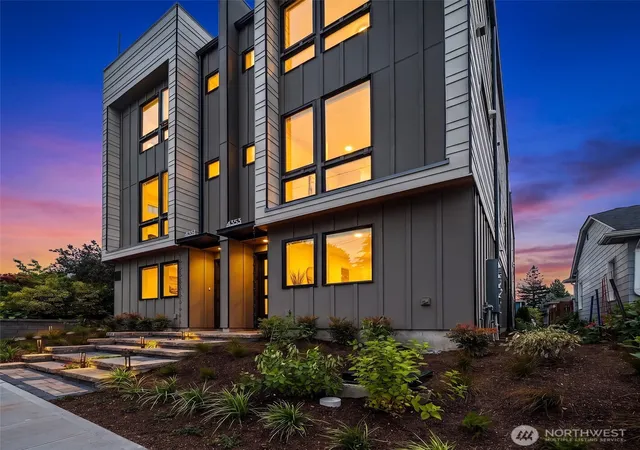 Townhouse for sale at 4353 SW Willow St, Seattle, WA 98136 | MLS# NWM2583992