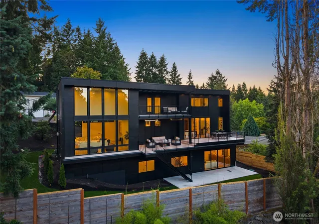 Photo 3 of Single family home for sale at 2908 129th Avenue Ne, Bellevue, WA 98005 | MLS# NWM2583996 | Listing updated on 2026-10-01