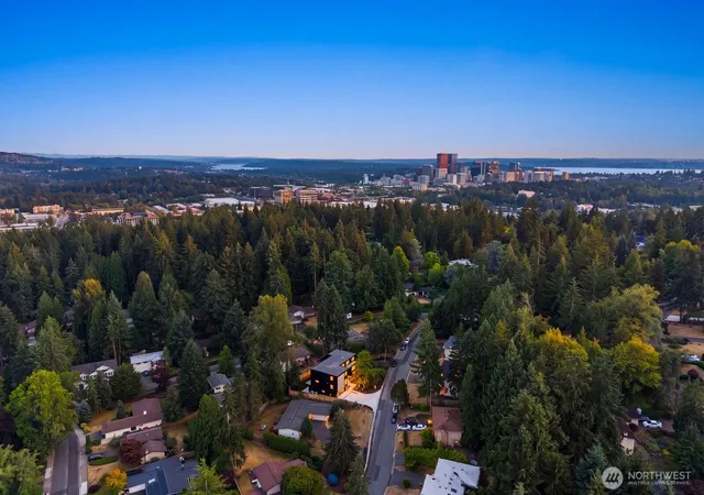 Photo 3 of Single family home for sale at 2908 129th Avenue NE, Bellevue, WA 98005 | MLS# NWM2583996 | Listing updated on 2026-10-01