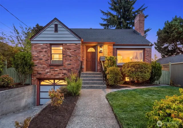 Photo 1 of Single family home for sale at 7812 Stone Ave N, Seattle, WA 98103 | MLS# NWM2584004 | Listing updated on 2026-09-30