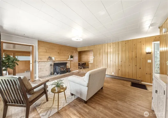 Photo 3 of Sale Pending at 415 S 4th Avenue, Walla Walla, WA 99362 | MLS# NWM2584009 | Listing updated on 2026-09-23