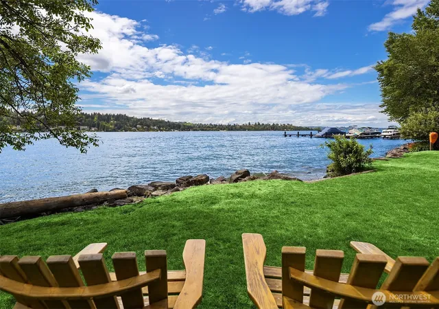Photo 2 of Single family home for sale at 2716 106th Place Se, Beaux Arts, WA 98004 | MLS# NWM2584014 | Listing updated on 2026-09-26