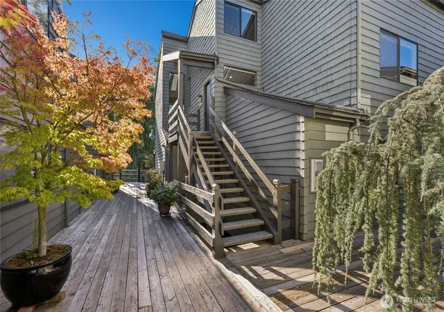 Photo 2 of Condo for sale at 6 Lake Bellevue Dr #209, Bellevue, WA 98005 | MLS# NWM2584024 | Listing updated on 2026-09-18