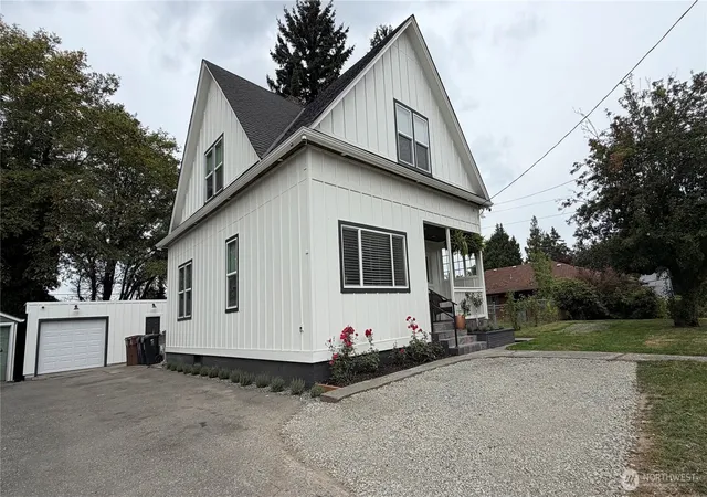 Photo 3 of Single family home for sale at 6512 Pacific Ave, Tacoma, WA 98408 | MLS# NWM2584025 | Listing updated on 2026-10-01