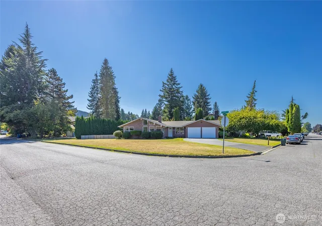 Photo 2 of Sale Pending at 1019 Sterling St, Sedro Woolley, WA 98284 | MLS# NWM2584037 | Listing updated on 2026-09-23