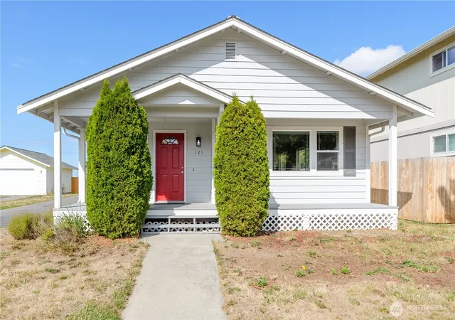 Photo 1 of Single family home for sale at 121 Alpine Loop, Sequim, WA 98382 | MLS# NWM2584042 | Listing updated on 2026-09-22