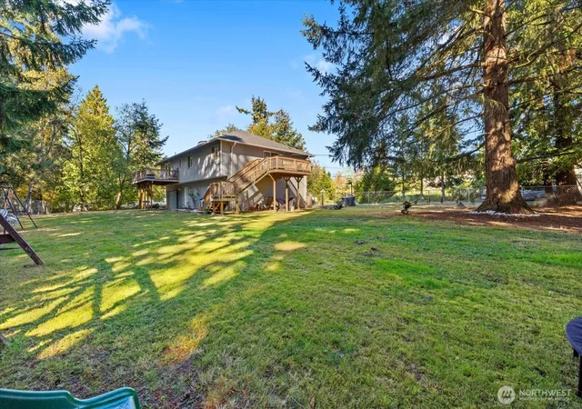 Photo 3 of Single family home for sale at 1908 Oak Rd, Lynnwood, WA 98087 | MLS# NWM2584045 | Listing updated on 2026-09-19