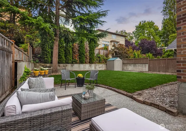Photo 3 of Sale Pending at 4706 48th Avenue Ne, Seattle, WA 98105 | MLS# NWM2584046 | Listing updated on 2026-09-24