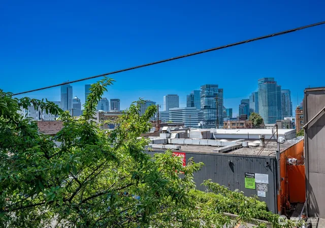 Photo 3 of Condo for sale at 1711 E Olive Way #305, Seattle, WA 98102 | MLS# NWM2584051 | Listing updated on 2026-09-24