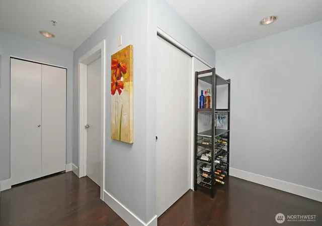 Photo 4 of Condo for sale at 1711 E Olive Way #305, Seattle, WA 98102 | MLS# NWM2584051 | Listing updated on 2026-09-24