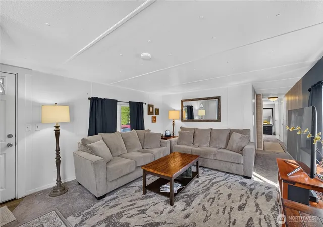 Photo 4 of Manufactured home for sale at 38305 83rd Avenue E, Eatonville, WA 98328 | MLS# NWM2584066 | Listing updated on 2026-09-22