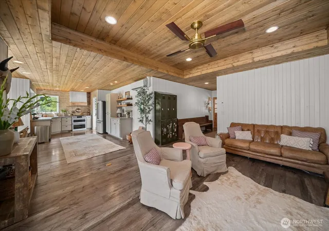 Photo 4 of Single family home for sale at 822 Little Spokane River Rd, Newport, WA 99156 | MLS# NWM2584074 | Listing updated on 2026-09-23