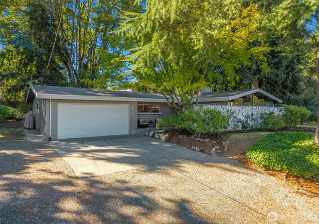 Photo 3 of Single family home for sale at 6309 Ne 156th Street, Kenmore, WA 98028 | MLS# NWM2584077 | Listing updated on 2026-09-24