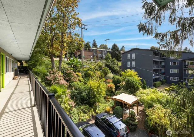 Photo 3 of Multi family home for sale at 2801 14th Avenue W, Seattle, WA 98119 | MLS# NWM2584084 | Listing updated on 2026-09-24