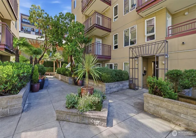 Photo 3 of Condo for sale at 1711 E Olive Way #215, Seattle, WA 98102 | MLS# NWM2584090 | Listing updated on 2026-09-18