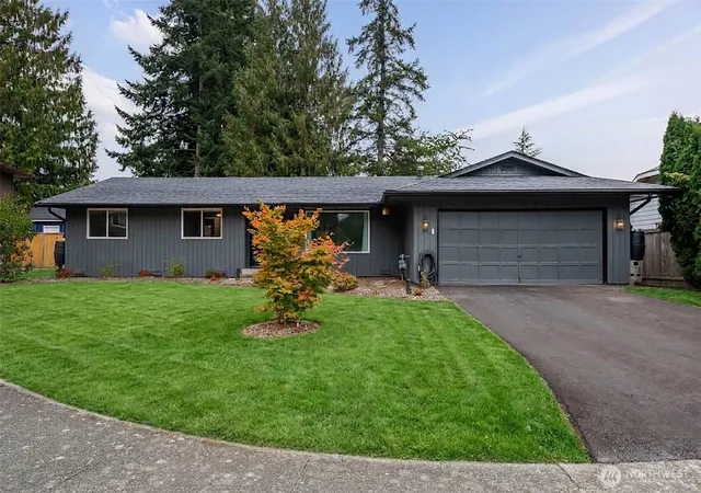 Photo 1 of Single family home for sale at 2415 80th Place Se, Everett, WA 98203 | MLS# NWM2584091 | Listing updated on 2026-09-28