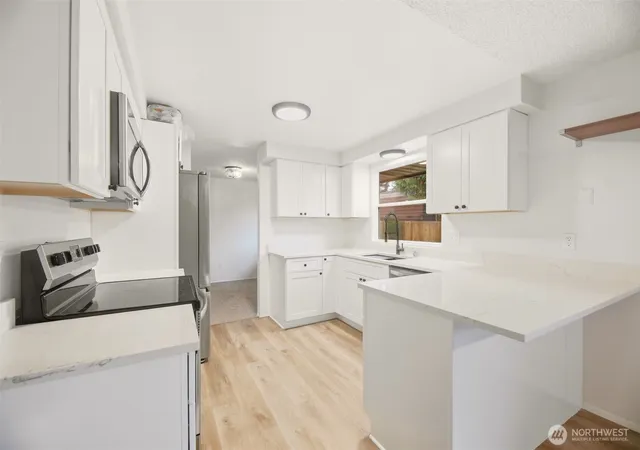 Photo 4 of Single family home for sale at 2415 80th Place SE, Everett, WA 98203 | MLS# NWM2584091 | Listing updated on 2026-09-28