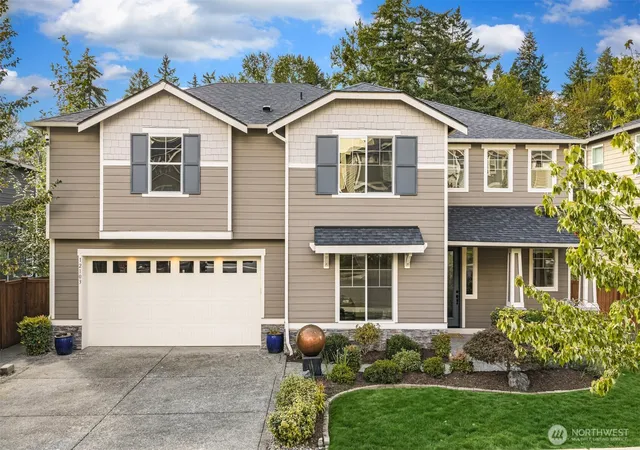 Photo 1 of Single family home for sale at 12103 Southeast 84th Pl, Newcastle, WA 98056 | MLS# NWM2584097 | Listing updated on 2026-09-30