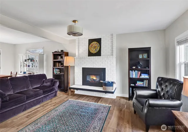 Photo 4 of Single family home for sale at 1725 Skagit St, Bellingham, WA 98226 | MLS# NWM2584106 | Listing updated on 2026-09-24