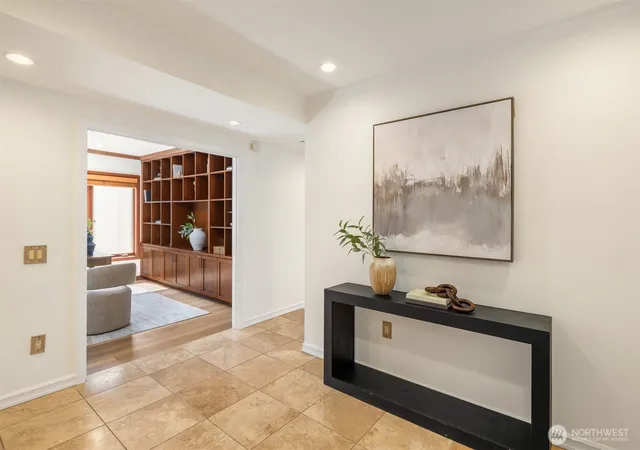 Photo 2 of Condo for sale at 4817 Lake Washington Blvd Ne #6, Kirkland, WA 98033 | MLS# NWM2584111 | Listing updated on 2026-09-18