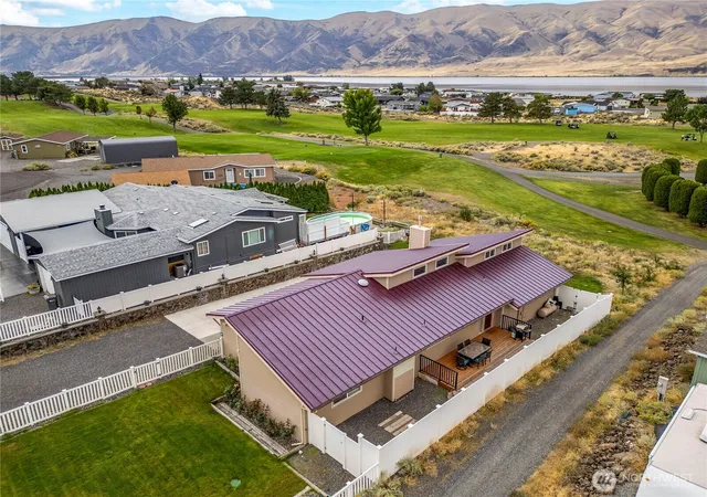 Photo 1 of Single family home for sale at 210 Sw Pear Pl, Mattawa, WA 99349 | MLS# NWM2584133 | Listing updated on 2026-09-26
