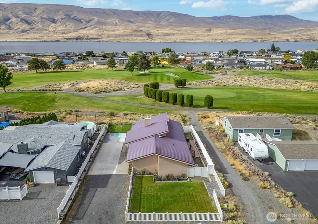 Photo 3 of Single family home for sale at 210 SW Pear Pl, Mattawa, WA 99349 | MLS# NWM2584133 | Listing updated on 2026-09-26