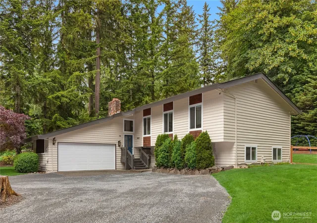 Photo 2 of Single family home for sale at 19122 181st Avenue Ne, Woodinville, WA 98077 | MLS# NWM2584134 | Listing updated on 2026-09-18