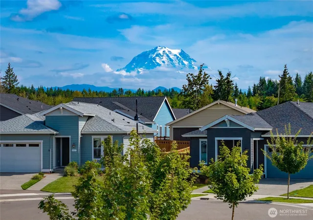 Photo 3 of Single family home for sale at 15412 Paradise Ridge E, Bonney Lake, WA 98391 | MLS# NWM2584153 | Listing updated on 2026-09-27