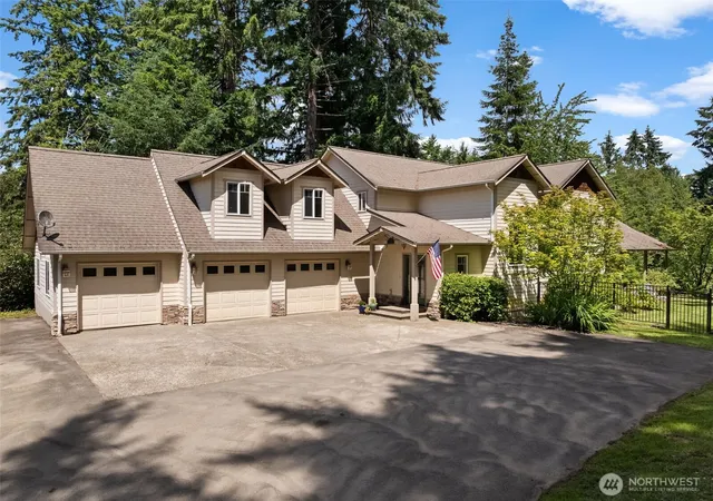 Photo 1 of Single family home for sale at 4443 Boston Harbor Rd Ne, Olympia, WA 98506 | MLS# NWM2584160 | Listing updated on 2026-09-18