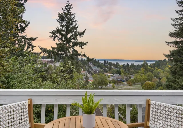 Photo 2 of Single family home for sale at 3925 S Americus St, Seattle, WA 98118 | MLS# NWM2584168 | Listing updated on 2026-10-01