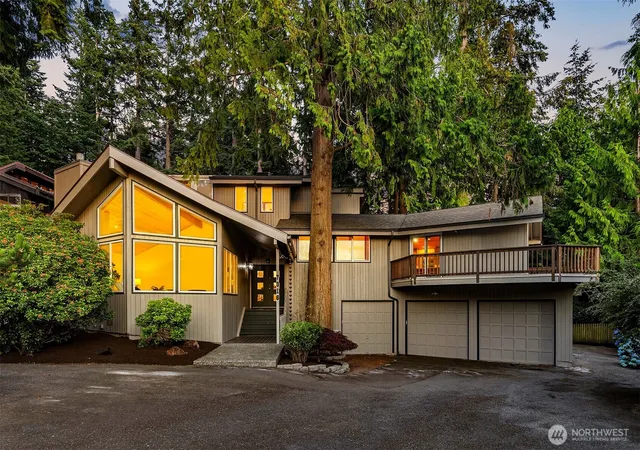 Photo 1 of Sale Pending at 7016 165th Place Sw, Edmonds, WA 98026 | MLS# NWM2584171 | Listing updated on 2026-10-03