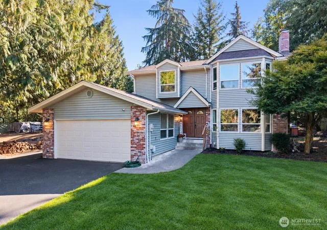 Photo 1 of Single family home for sale at 3530 24th Avenue Se, Puyallup, WA 98374 | MLS# NWM2584172 | Listing updated on 2026-10-01
