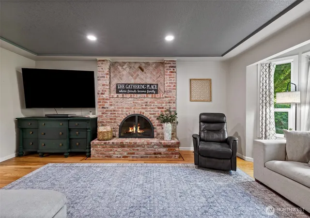 Photo 4 of Single family home for sale at 3530 24th Avenue SE, Puyallup, WA 98374 | MLS# NWM2584172 | Listing updated on 2026-10-01